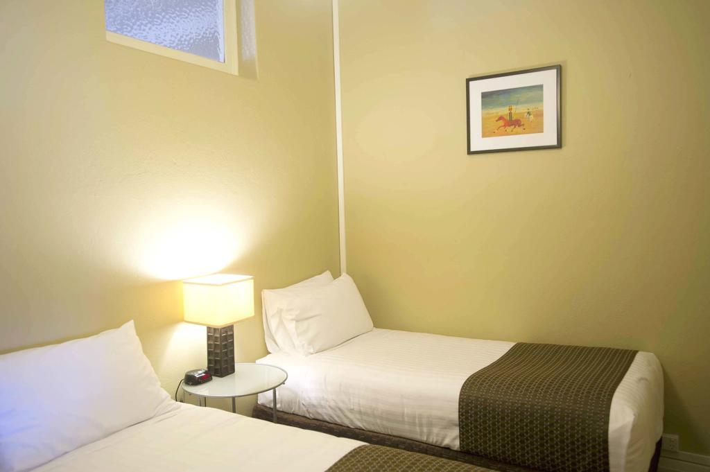 Globe Apartments Wagga Wagga Extérieur photo