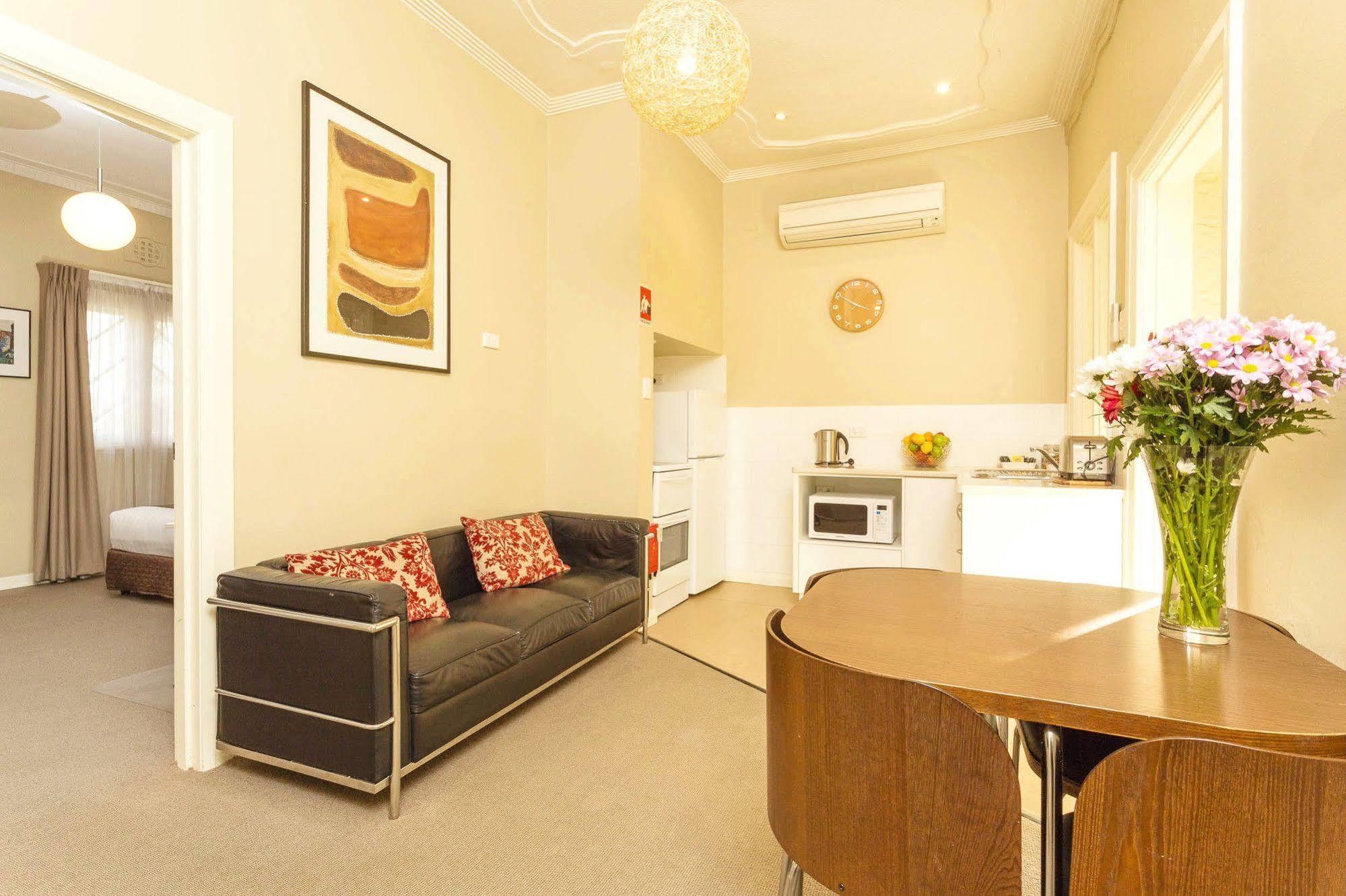 Globe Apartments Wagga Wagga Extérieur photo