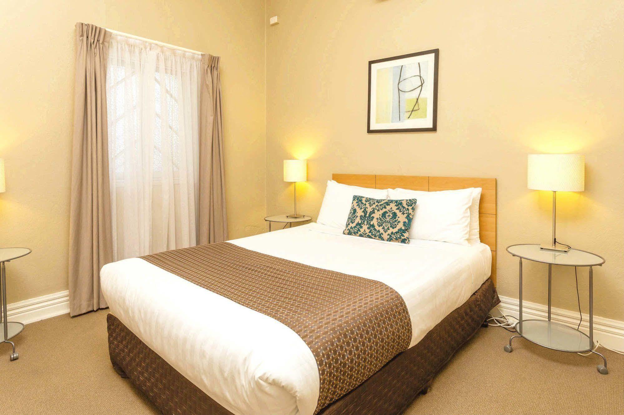 Globe Apartments Wagga Wagga Extérieur photo